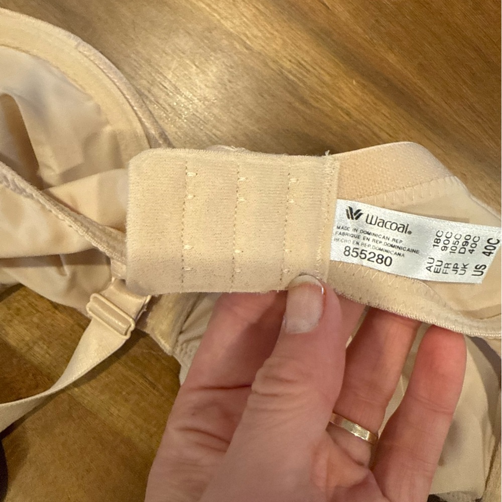 Wacoal Soft Beige Nude Underwire  Bra not padded - Picture 4 of 9